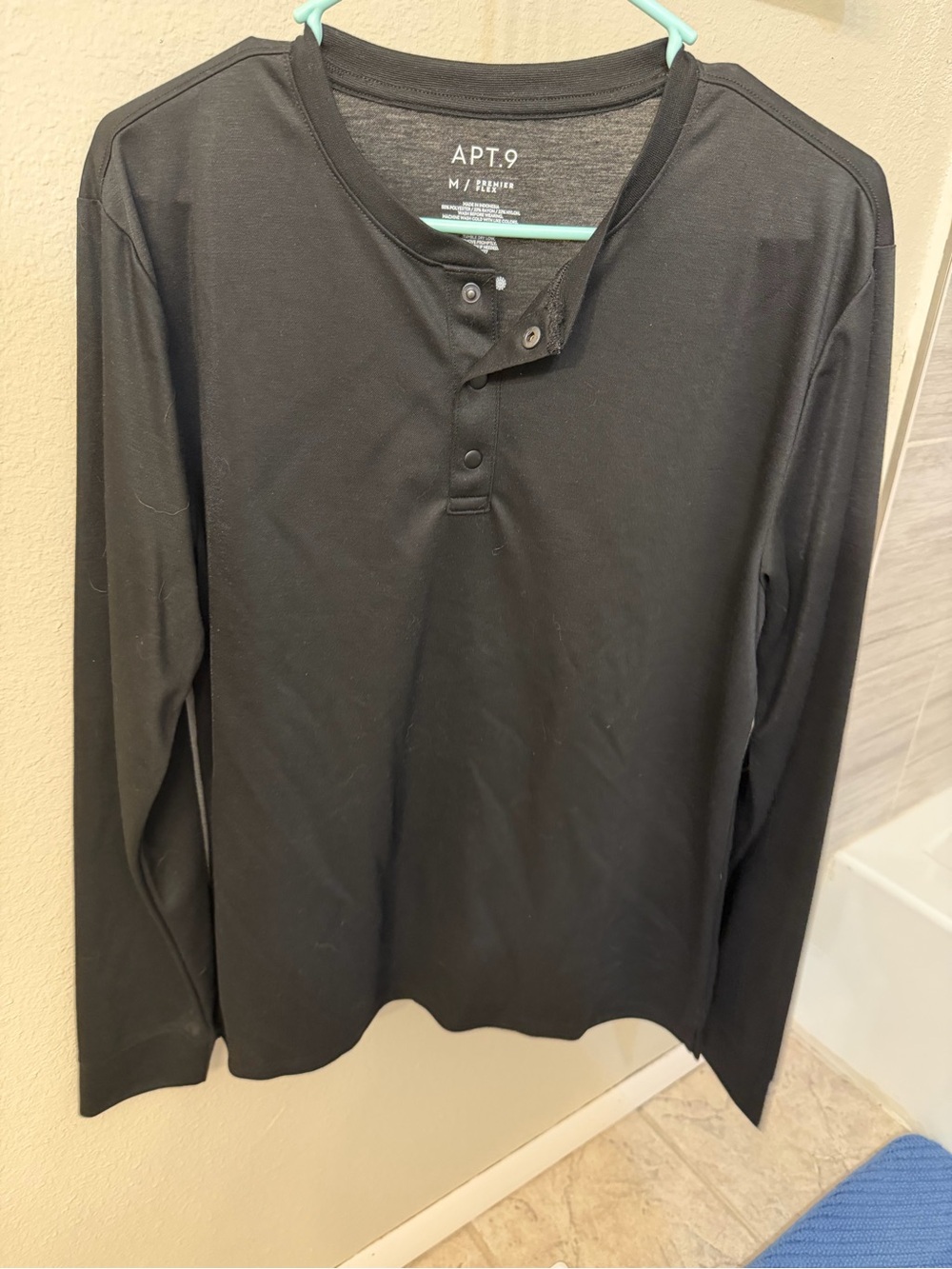 Men’s Apt. 9 Black Long-Sleeve Henley Shirt